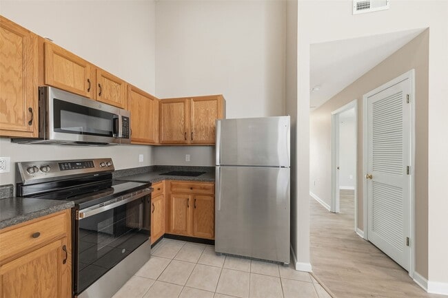 Building Photo - 55 Timber Oaks Trail