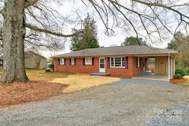 Building Photo - 172 Faith Rd