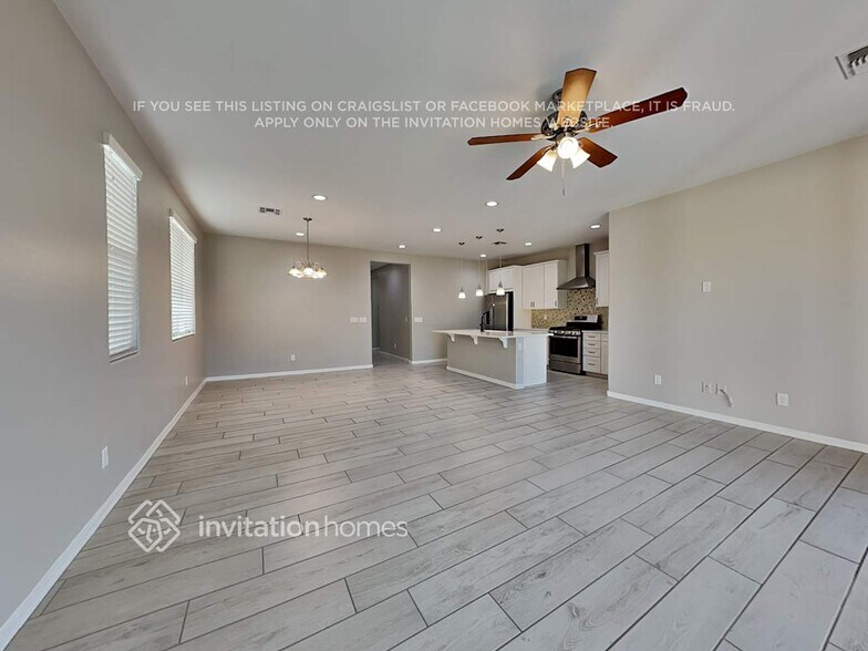 Building Photo - 19615 W Montecito Ave