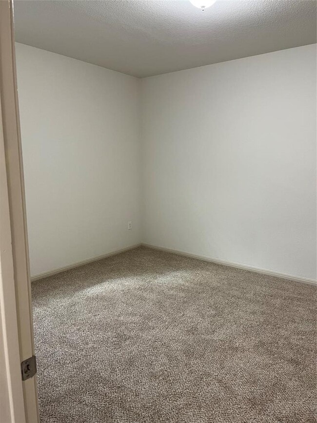 Building Photo - 18508 Calasetta Dr