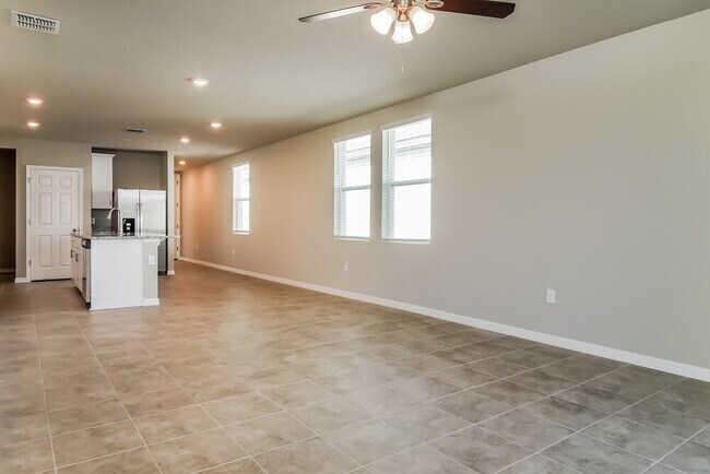 Building Photo - 824 Rivers Crossing St