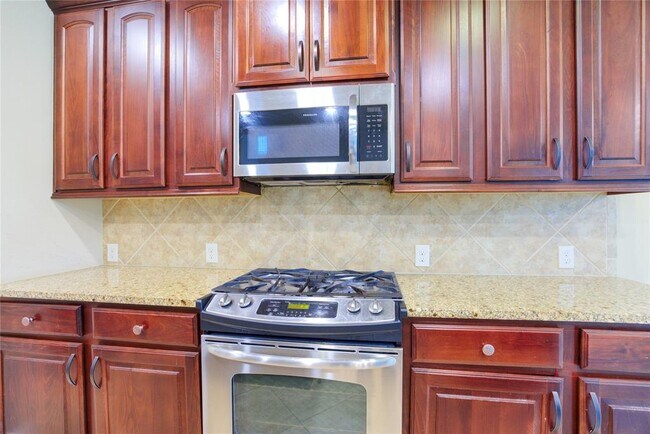 Building Photo - 16810 Bonnyton Dr