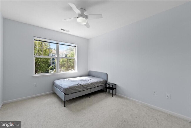 Building Photo - 12100 Garden Grove Cir