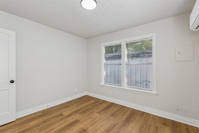 Building Photo - 2145 NW 32nd St