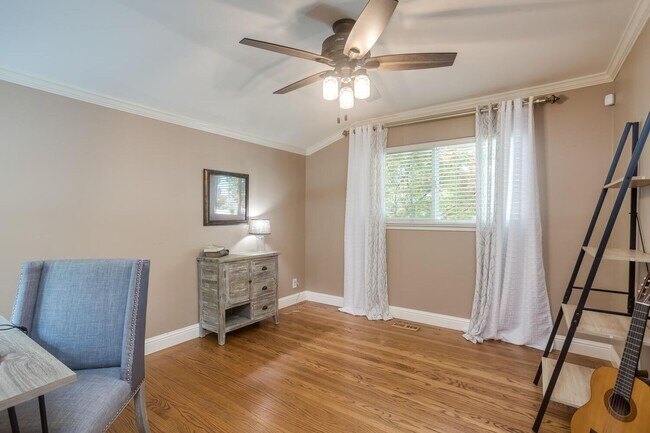 Building Photo - Entertainer's Dream in Willow Glen! 4 Bedroom 3 Bath Fully Upgraded Home with Stunning Backyard