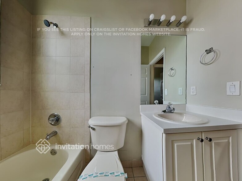 Building Photo - 11762 SW 152nd Path