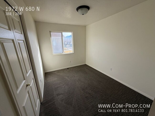 Building Photo - 3 bed 1.5 bath TH for Rent in PG