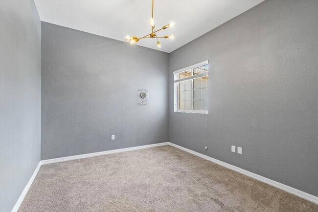 Building Photo - 1198 Paisley Ct