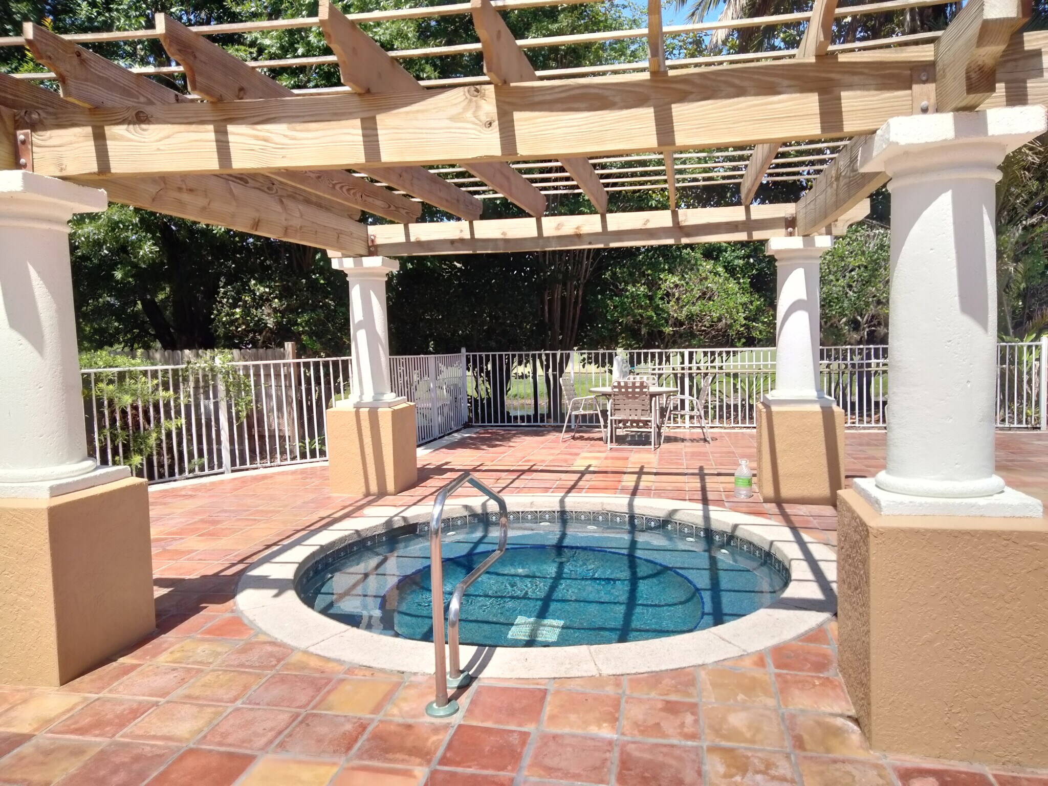 Building Photo - 520 Florida Club Blvd