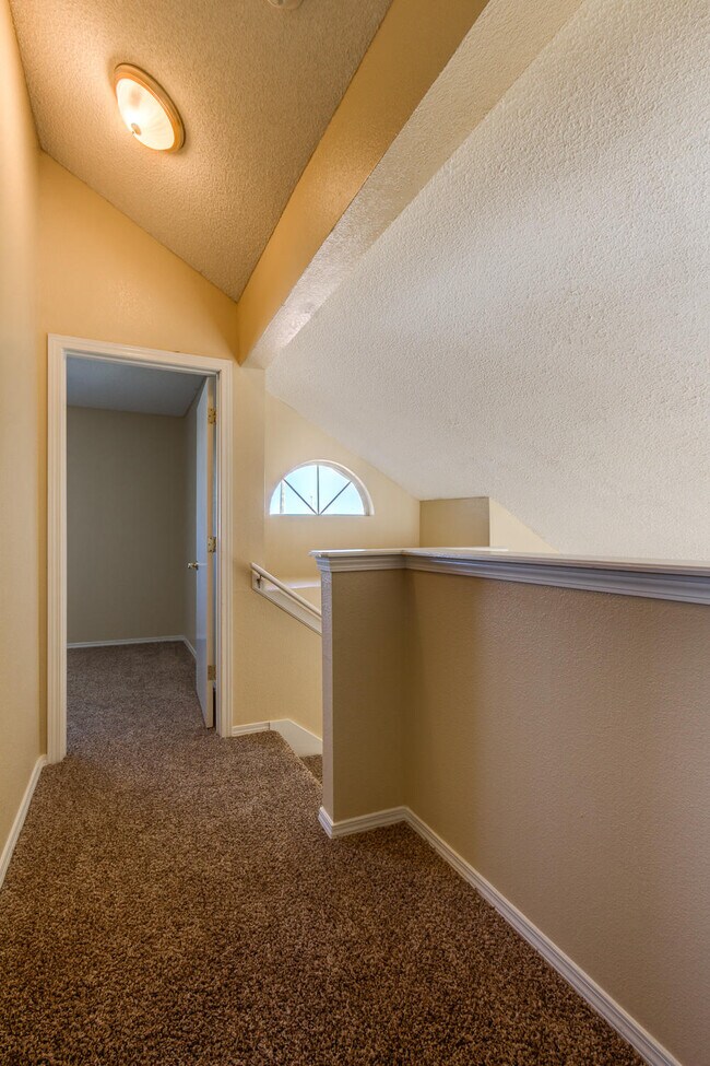 Building Photo - 3445 Tierra Ruby Dr