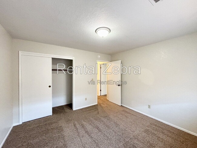 Building Photo - 3357 San Ramon Ct
