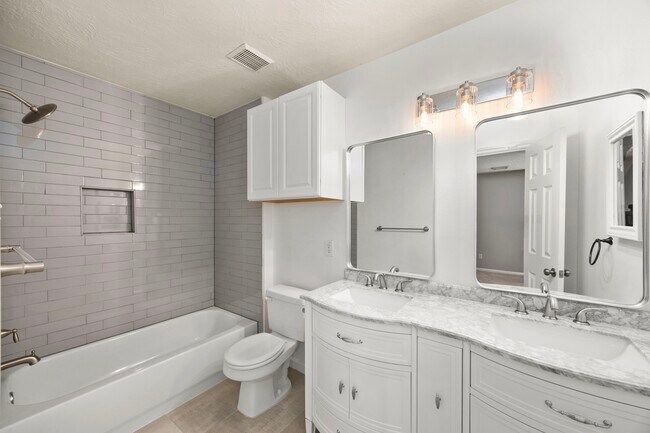 Building Photo - 12807 Sienna Trails Dr