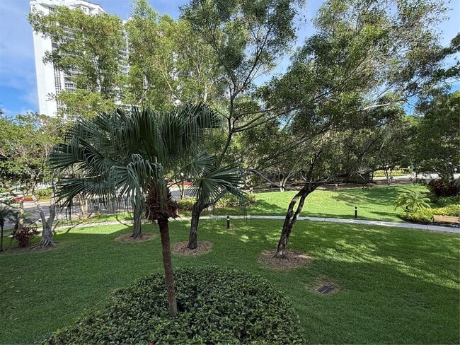 Building Photo - 3700 Island Blvd