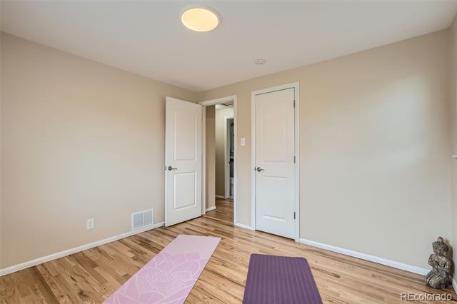 Building Photo - 4315 Newland St