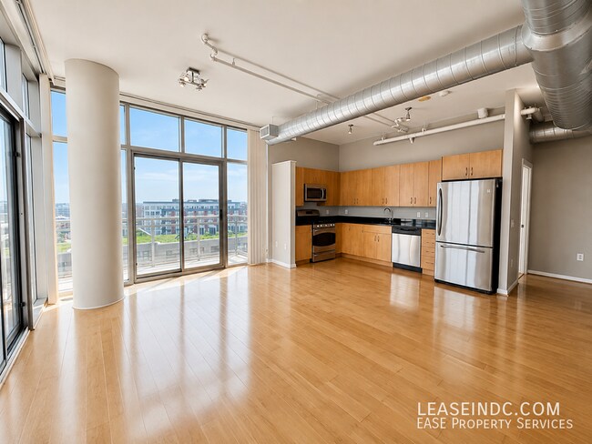 Building Photo - 811 4th St NW