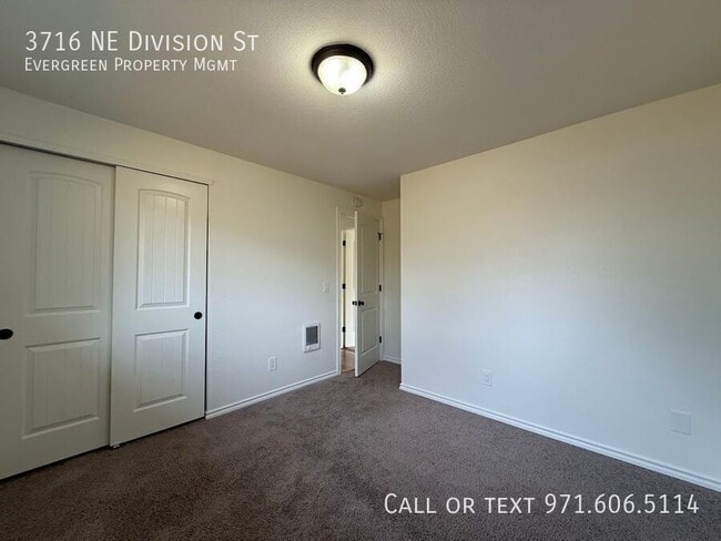 Building Photo - 3716 NE Division St