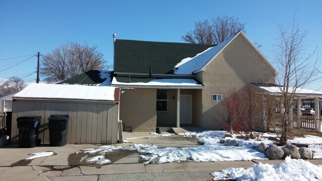 Building Photo - Pet friendly home in Spanish Fork