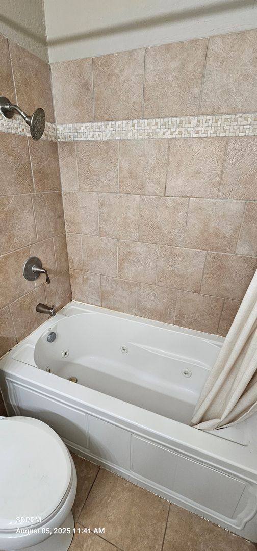 Building Photo - HILLCREST - SAN DIEGO - Nice 2 Bedroom / 2...