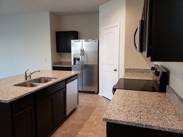 Building Photo - 19139 N Marbella Ave