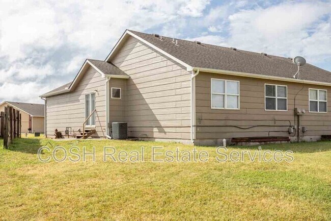 Building Photo - 1028 E Karla Ct