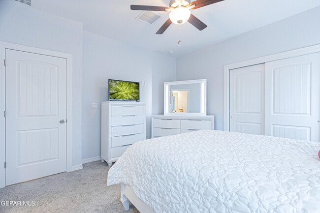 Building Photo - 546 Spanish Oak Dr