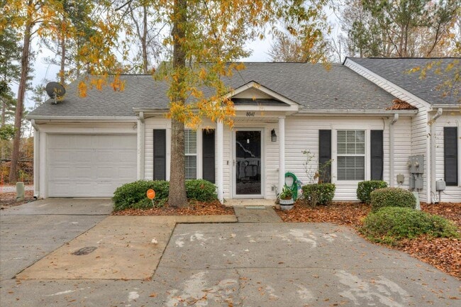 Building Photo - 8041 Reagan Cir