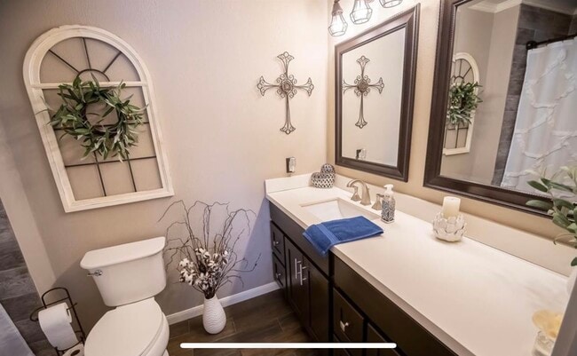 Building Photo - 4803 Black Stone St