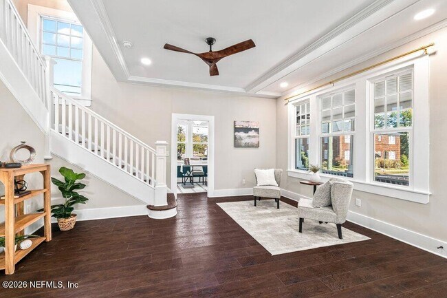 Building Photo - 2843 Oak St