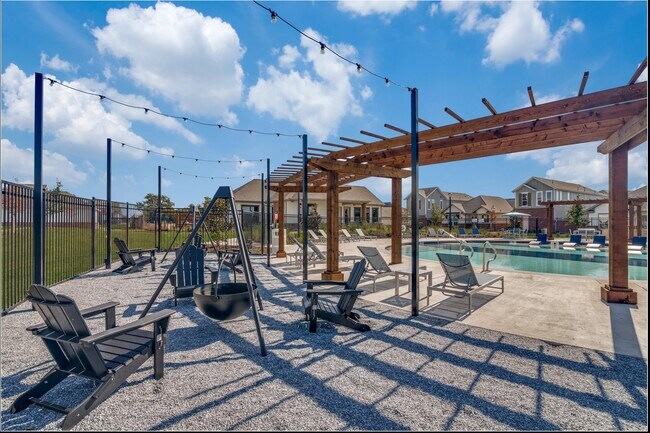 Building Photo - 151 Villas Dr
