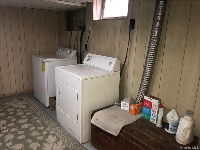 Building Photo - 40 Central Ave