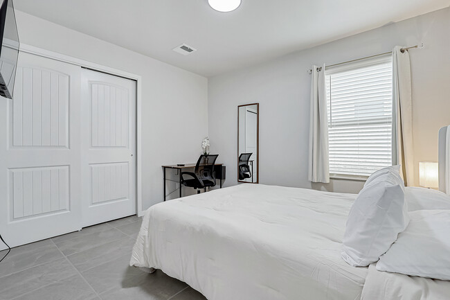 Bedroom w/Work Desk - 13054 Oakhampton Ave