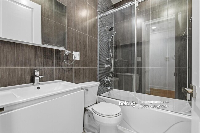 Building Photo - 312 W 138th St