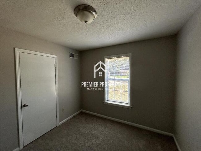 Building Photo - 42 Torbrook Cove