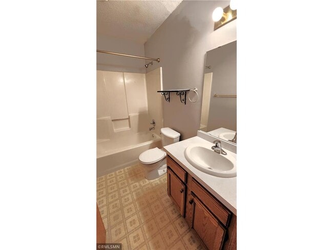 Building Photo - 704 8th St N