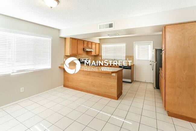 Building Photo - 3 Bedroom Pet-Friendly Home in Peoria, AZ with Main Street Renewal