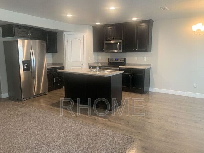 Building Photo - 981 N Apple Seed Ln