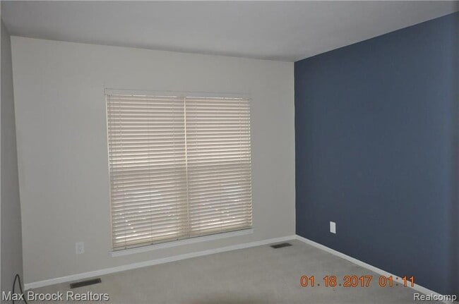 Building Photo - 156 Tiffany Ln Pvt