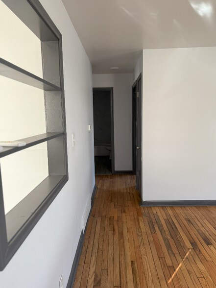 Building Photo - 4005 Hartman Cir