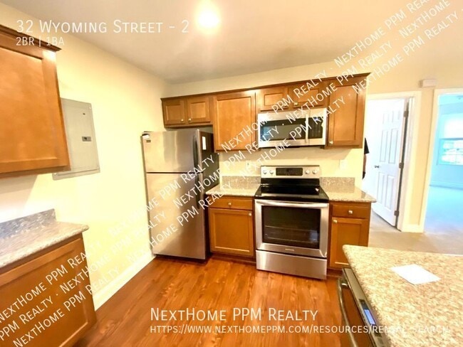 Building Photo - 32 Wyoming St