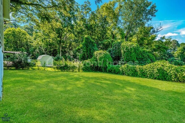 Building Photo - Charming 4-Bedroom, 2-Bath Home in Adamsvi...