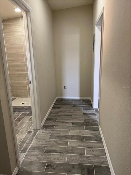 Building Photo - 3719 Meadowbreeze Dr