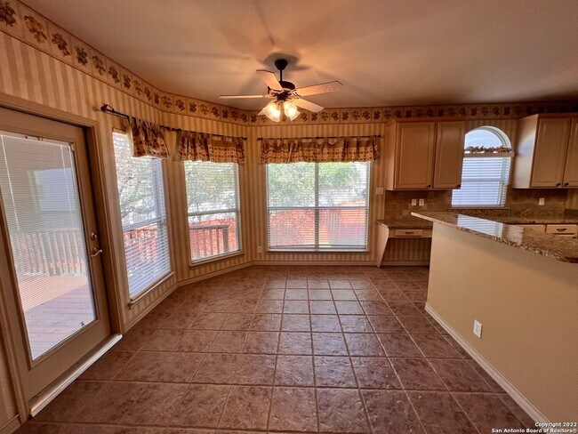 Building Photo - 4 Bedroom/3.5 bath The Vineyard Subdivision