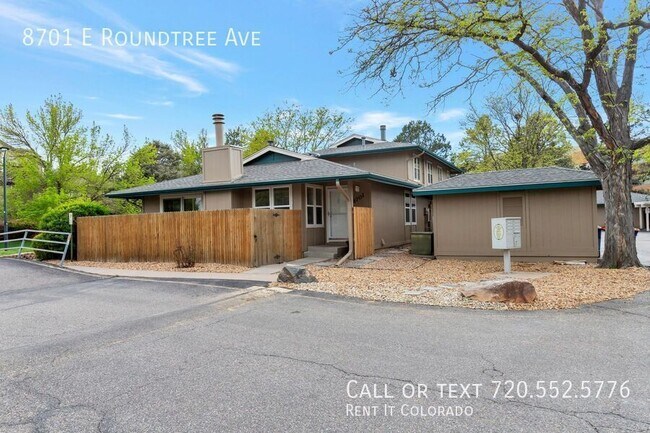 Building Photo - 8701 E Roundtree Ave