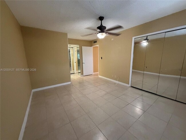 Building Photo - 3100 N Course Ln