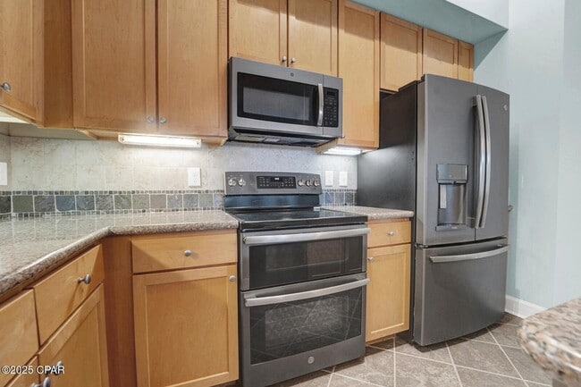 Building Photo - 8700 Front Beach Rd