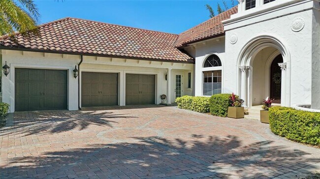 Building Photo - 11051 Coniston Way