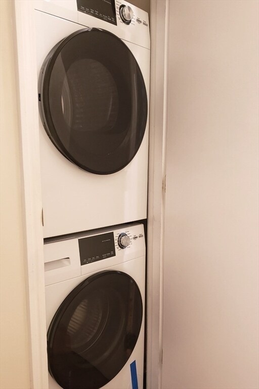 Building Photo - 65 Brookline St