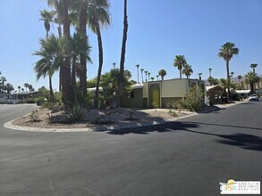 Building Photo - 198 Juniper Dr