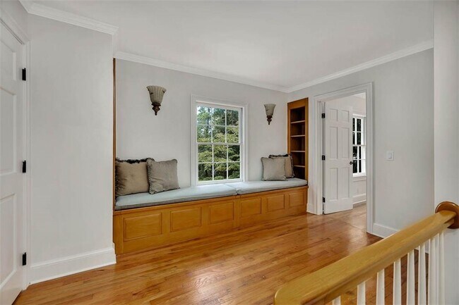 Building Photo - 210 Settlers Rd