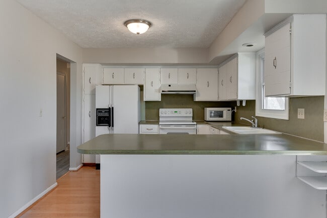 Building Photo - 3826 N 95th St